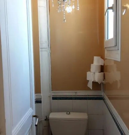 Appartement Parisien Montmartre Parijs